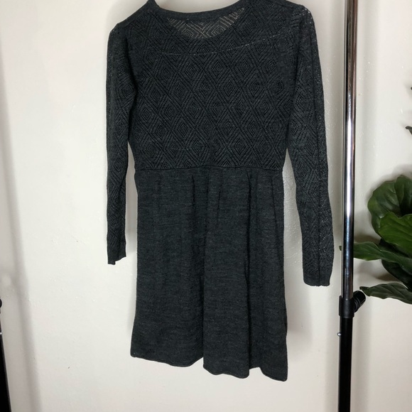 Lara Karen long sleeve knit dress - Picture 4 of 4